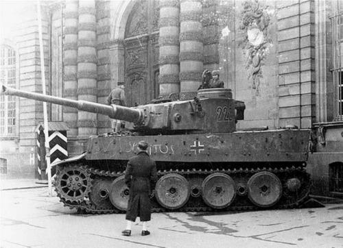 German Tiger I Tank France 44 WWII 