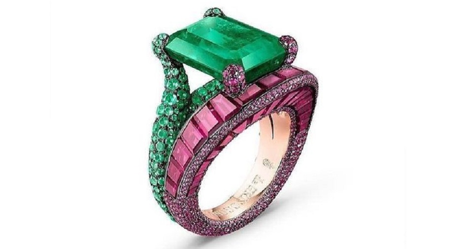 Gorgeous Emerald and Ruby Ring by de Grisogono