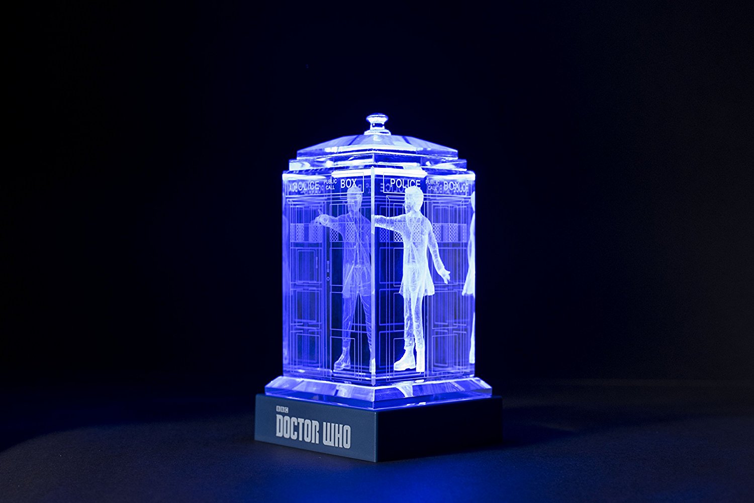  Roll over image to zoom in Crystal Carvings Officially Licensed Doctor Who Crystal TARDIS (Peter Capaldi)