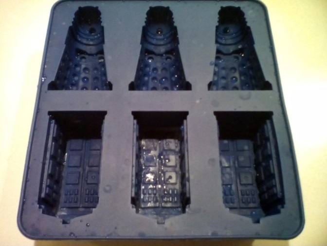 Tardis and Dalek Mold/Ice tray