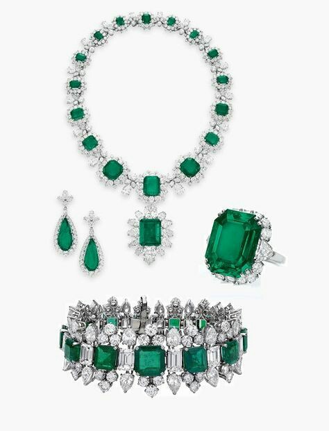 The 5 Most Expensive Pieces Of Emerald Jewelry In The World